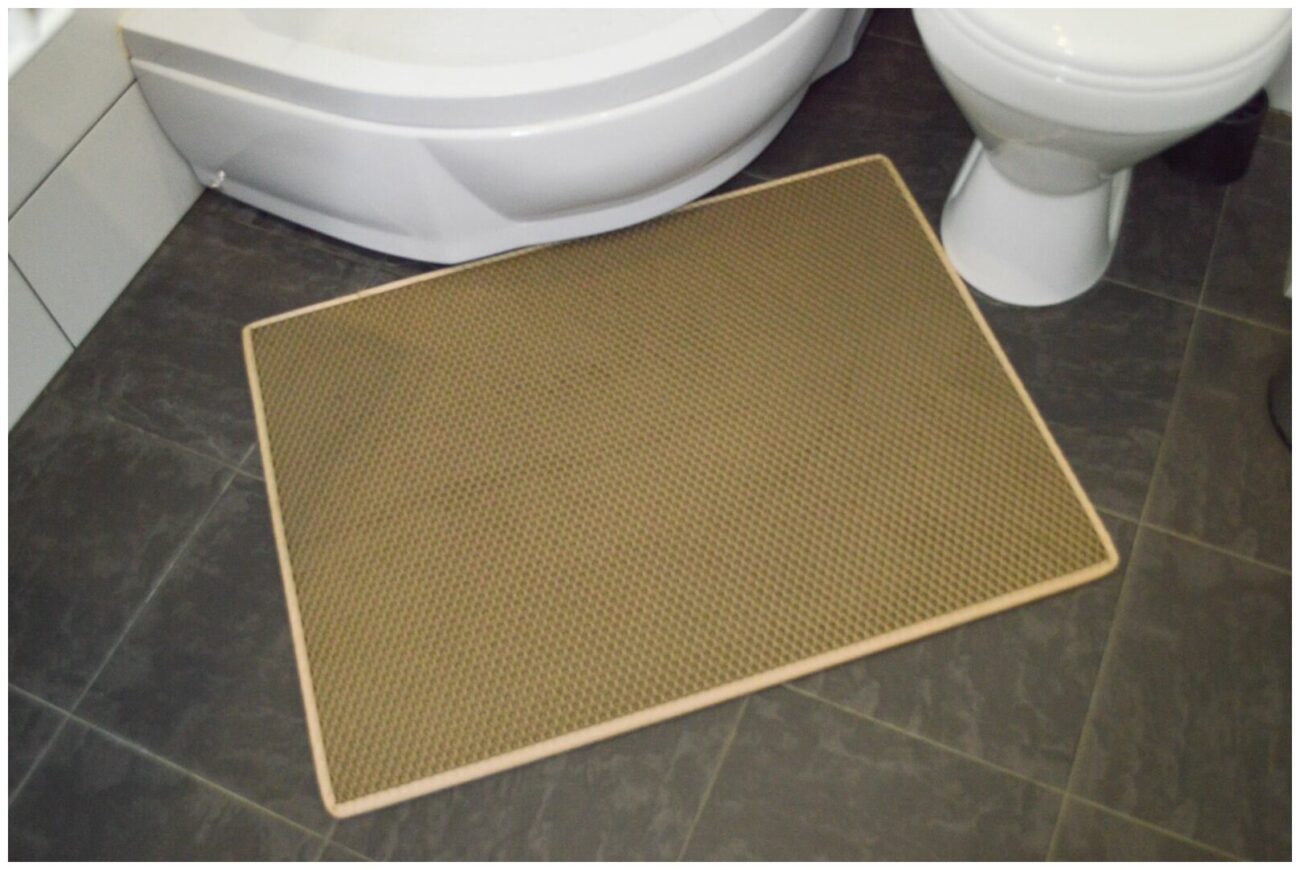 Експерти пояснили, як просто утеплити підлогу під ліжком, аби було тепло спати без опалення