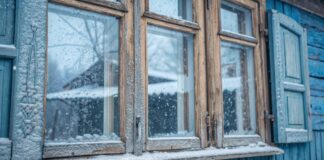 Експерти пояснили, як утеплити вікна в сильні морози 