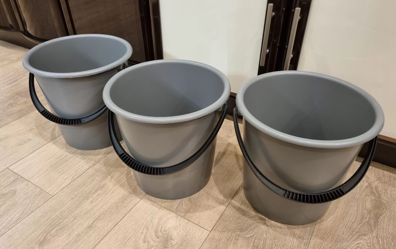 Як використовувати пластикове відро з тріщинами