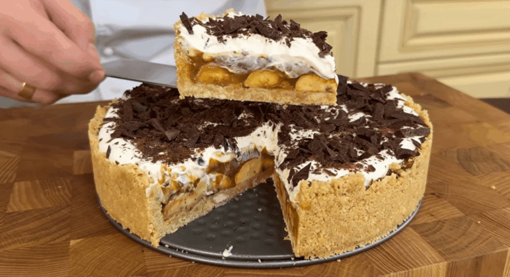 Щоб приготувати цей торт, техніка не потрібна: у часи, коли світла немає по 15 годин, поласуйте рідних 