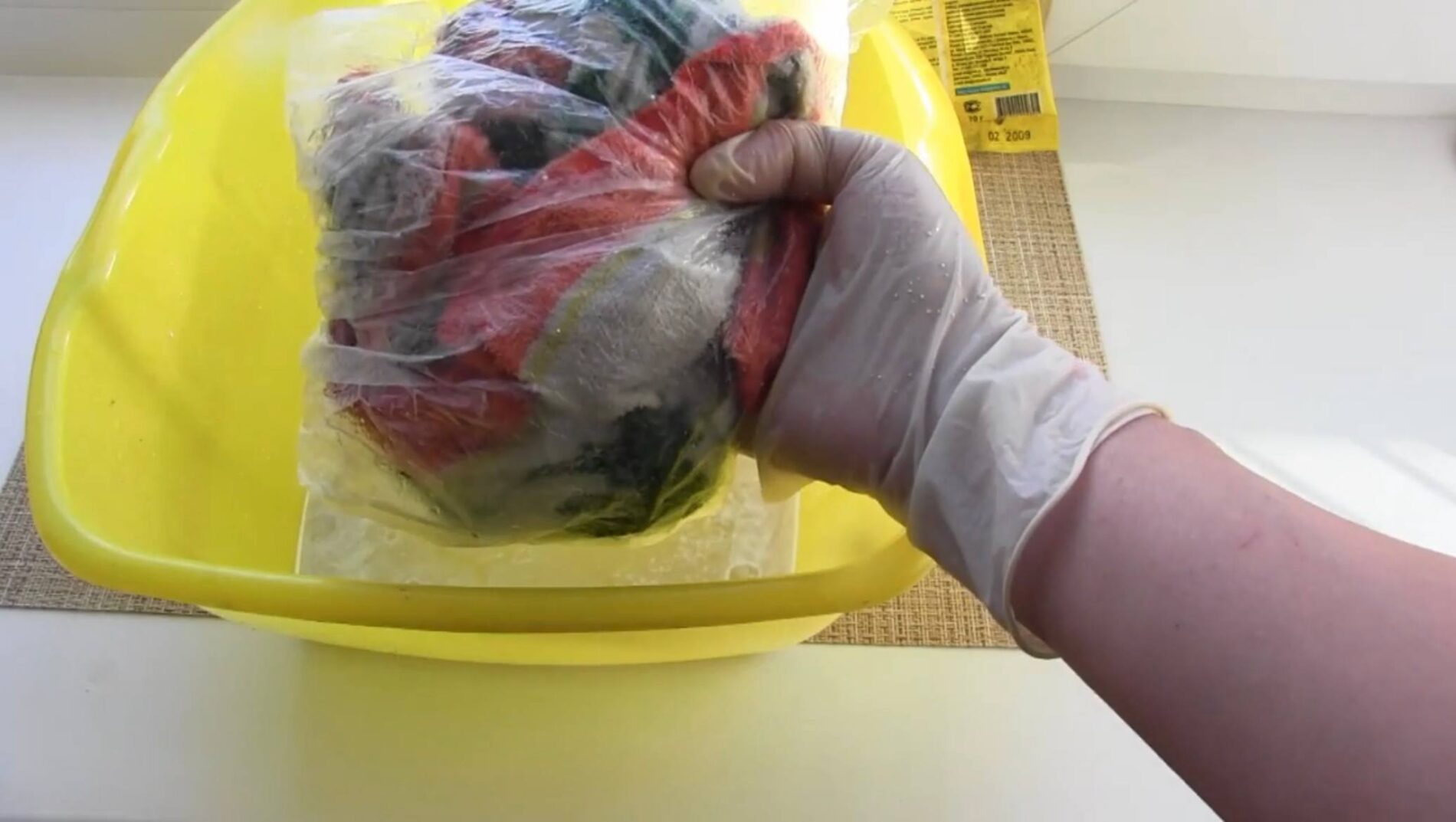 Господині розповіли, як легко почистити брудні кухонні рушники за 2 хвилини