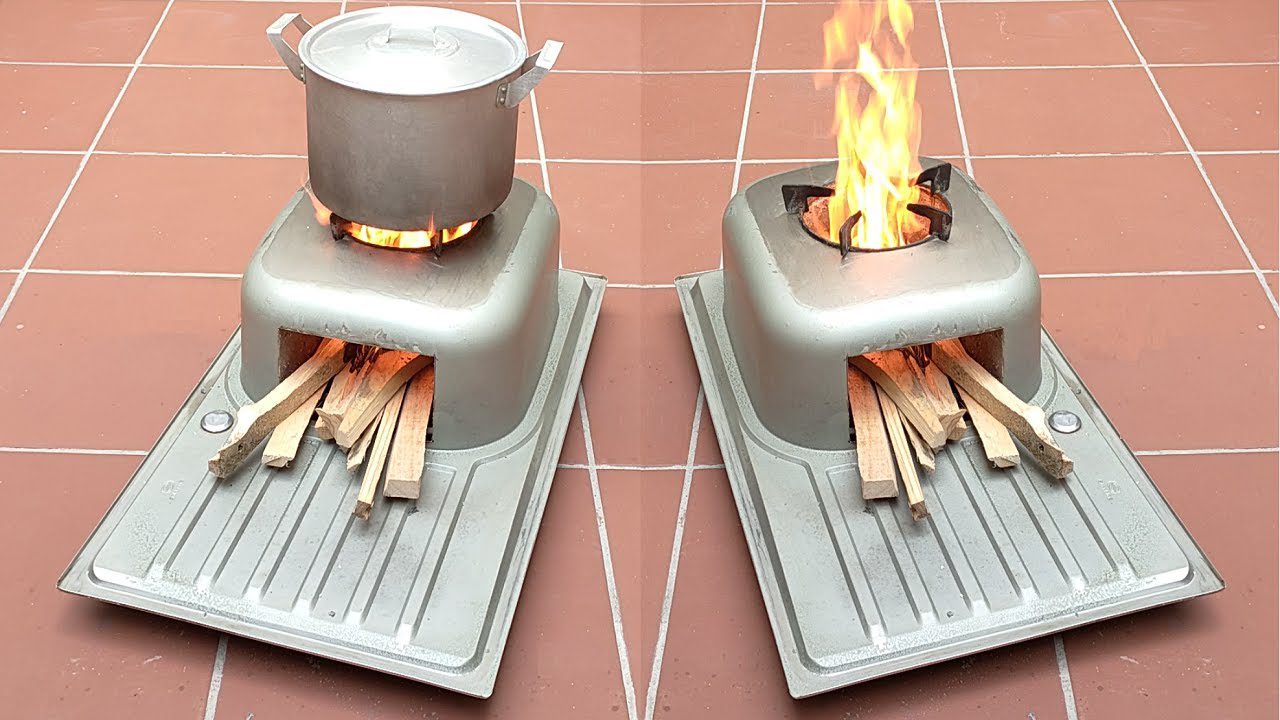 Господарі розповіли, як легко зробити дров'яну піч зі старої мийки