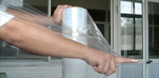 Експерти розповіли про цікаві способи використання харчової плівки	
