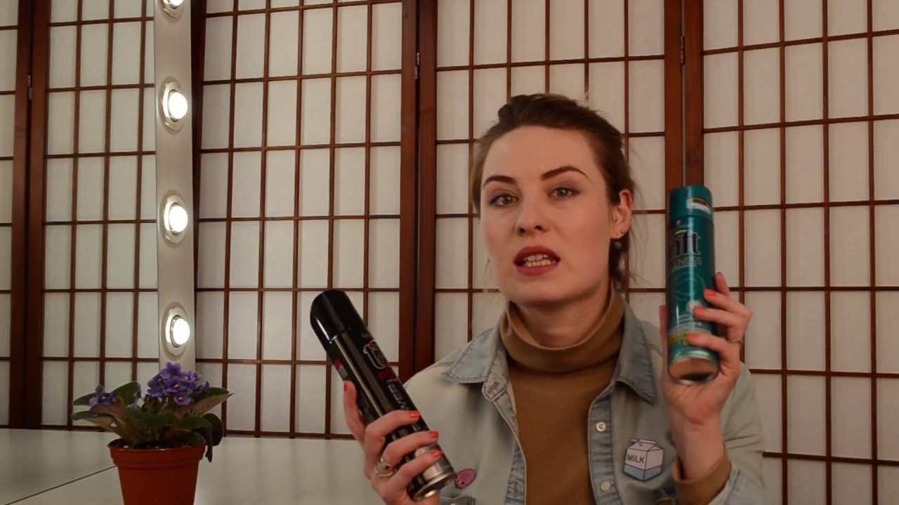 Господині розповіли, як використовувати лак для волосся не лише за призначенням