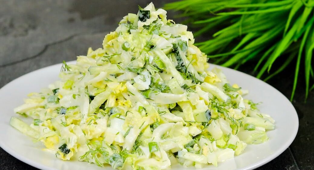 Беру пекінку + 2 інгредієнти – і на виході отримую салат “Пекінський дворик”: подаю його на кожну вечерю 