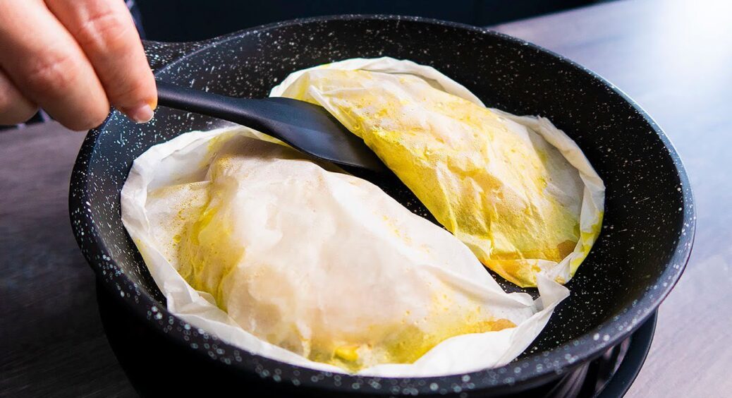 Суха куряча грудка – минуле століття: смажу філе в пергаменті – тепер тане в роті, як цукрова вата. Рецепт 