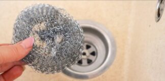 Господині назвали 4 несподівані способи використання металевої губки в побуті