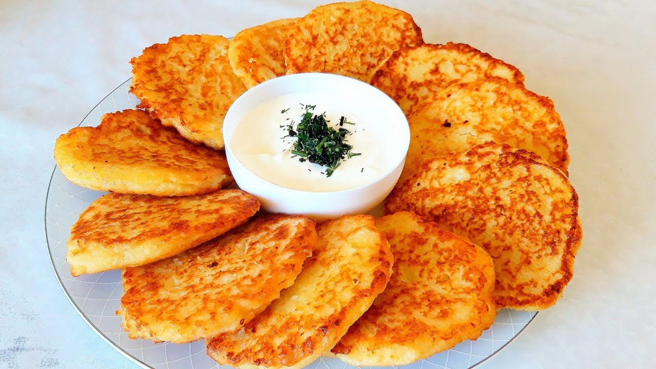 Кулінари розповіли, як приготувати деруни без тертки всього за 15 хвилин