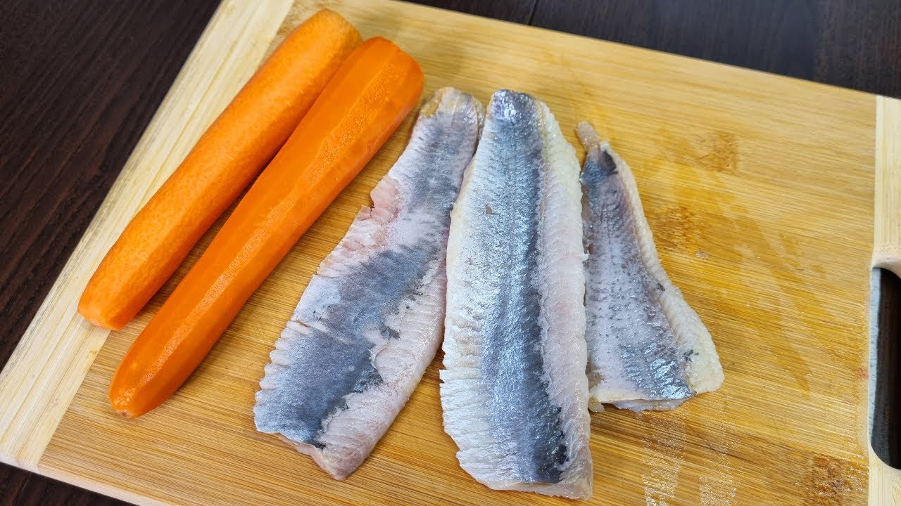 Кулінари розповіли, як просто та швидко приготувати смачну намазку з оселедця — рецепт