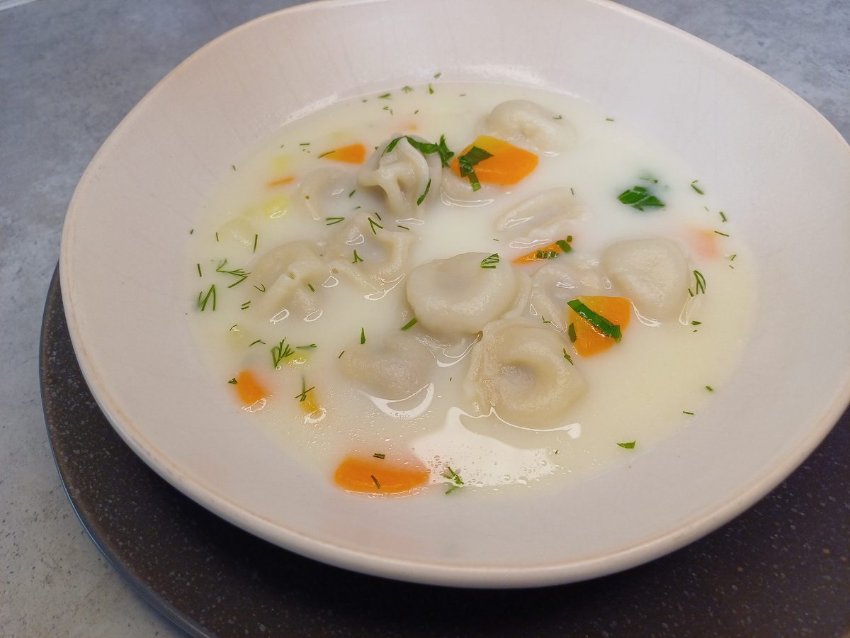 Експерти розповіли, як зберігати суп свіжим, аби він не псувався навіть без електроенергії