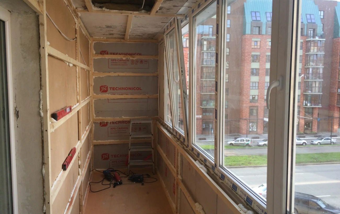 Як утеплити балкон перевіреним методом