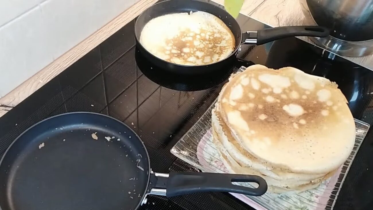 Господині розповіли рецепт смачних млинців на Масляну 2026 