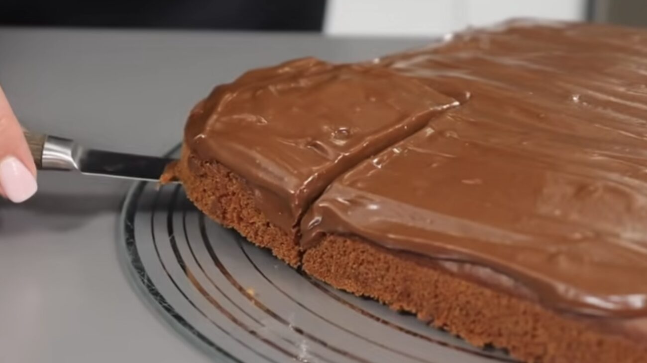 Господині розповіли, як приготувати смачний пісний пиріг Господині розповіли, як приготувати смачний пісний пиріг