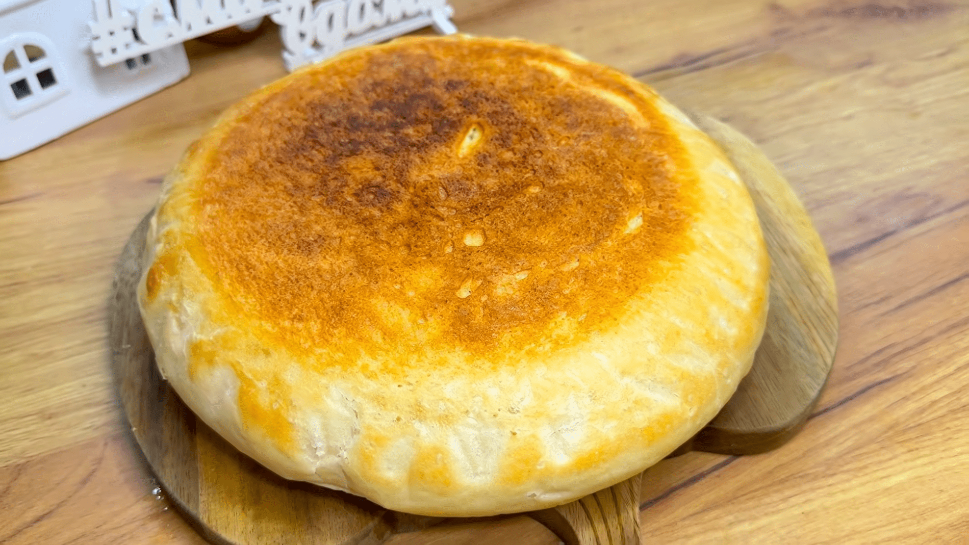 Кухарі розповіли, як швидко спекти домашній хліб без духовки