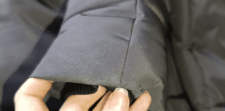 Господині розповіли, як точково очистити плями на куртках