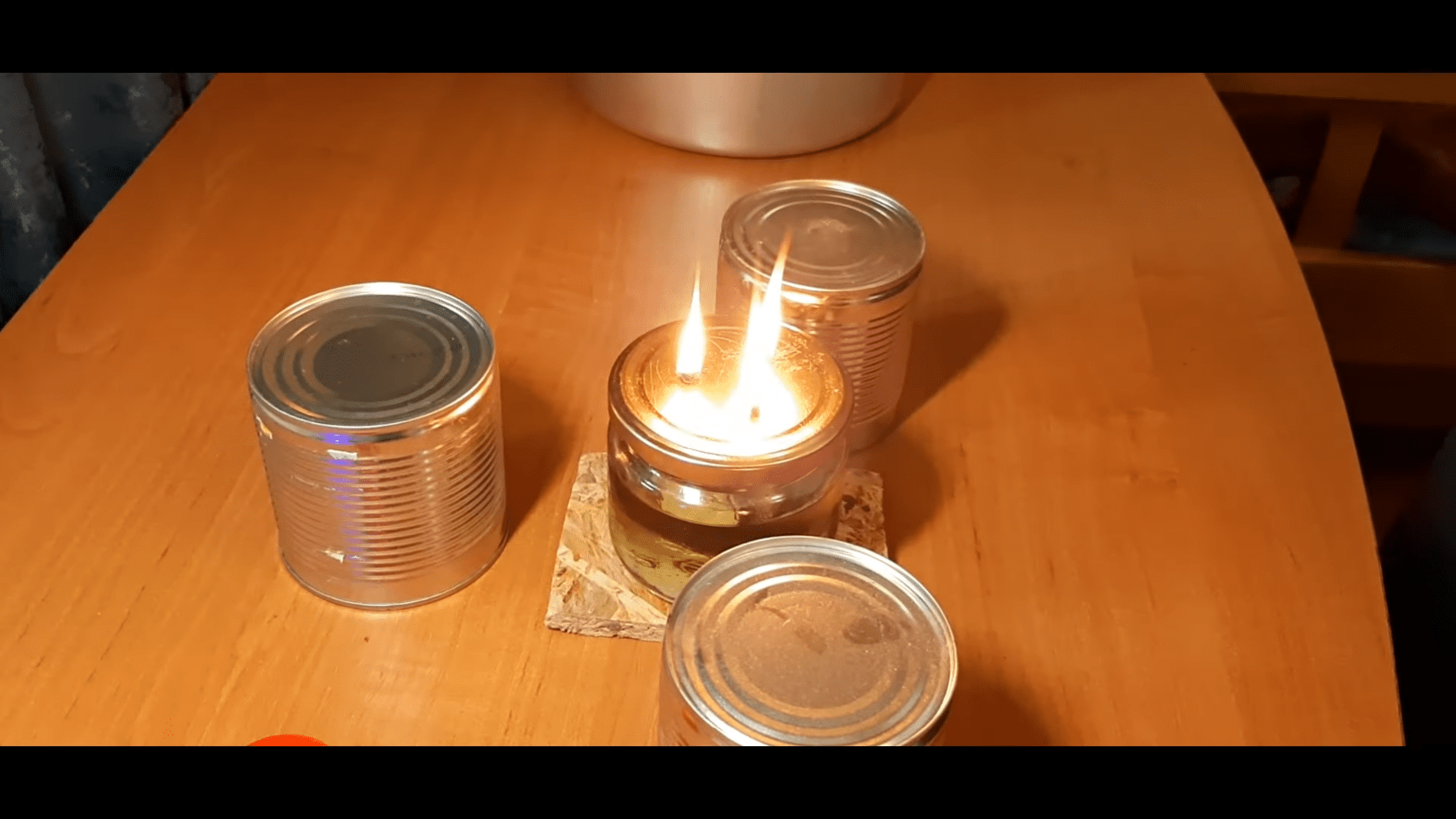 Експерти розповіли, як самостійно змайструвати пічку на свічках