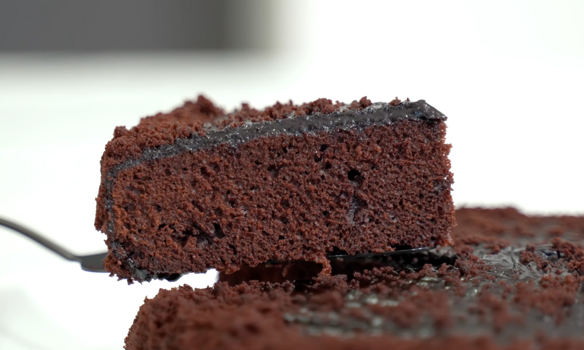 Господині поділилися рецептом шоколадного пирога на окропі