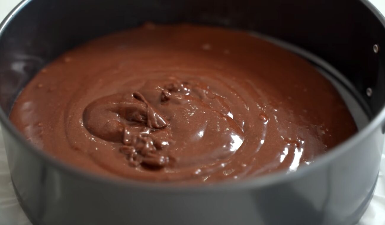 Господині поділилися рецептом шоколадного пирога на окропі