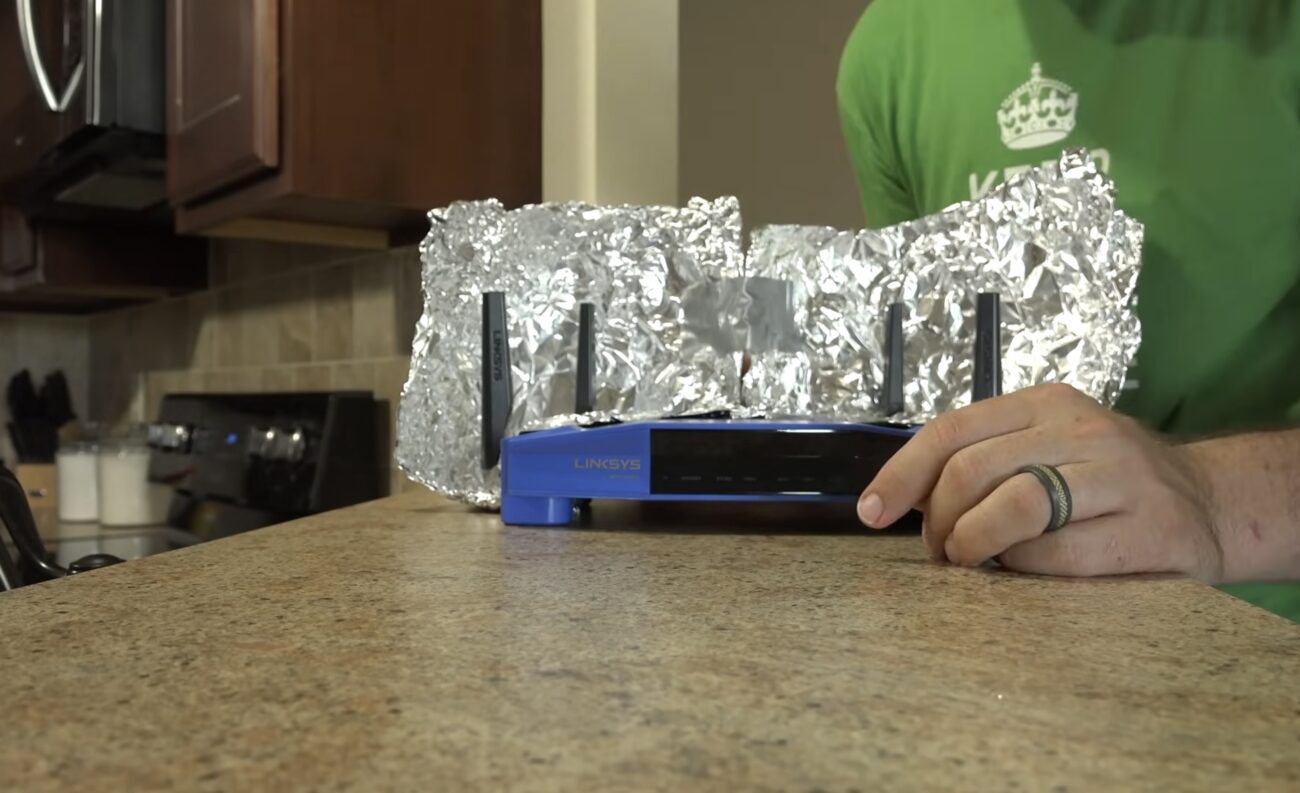 Експерти розповіли, що зробити з роутером, щоб сигнал потрапляв у всі кімнати