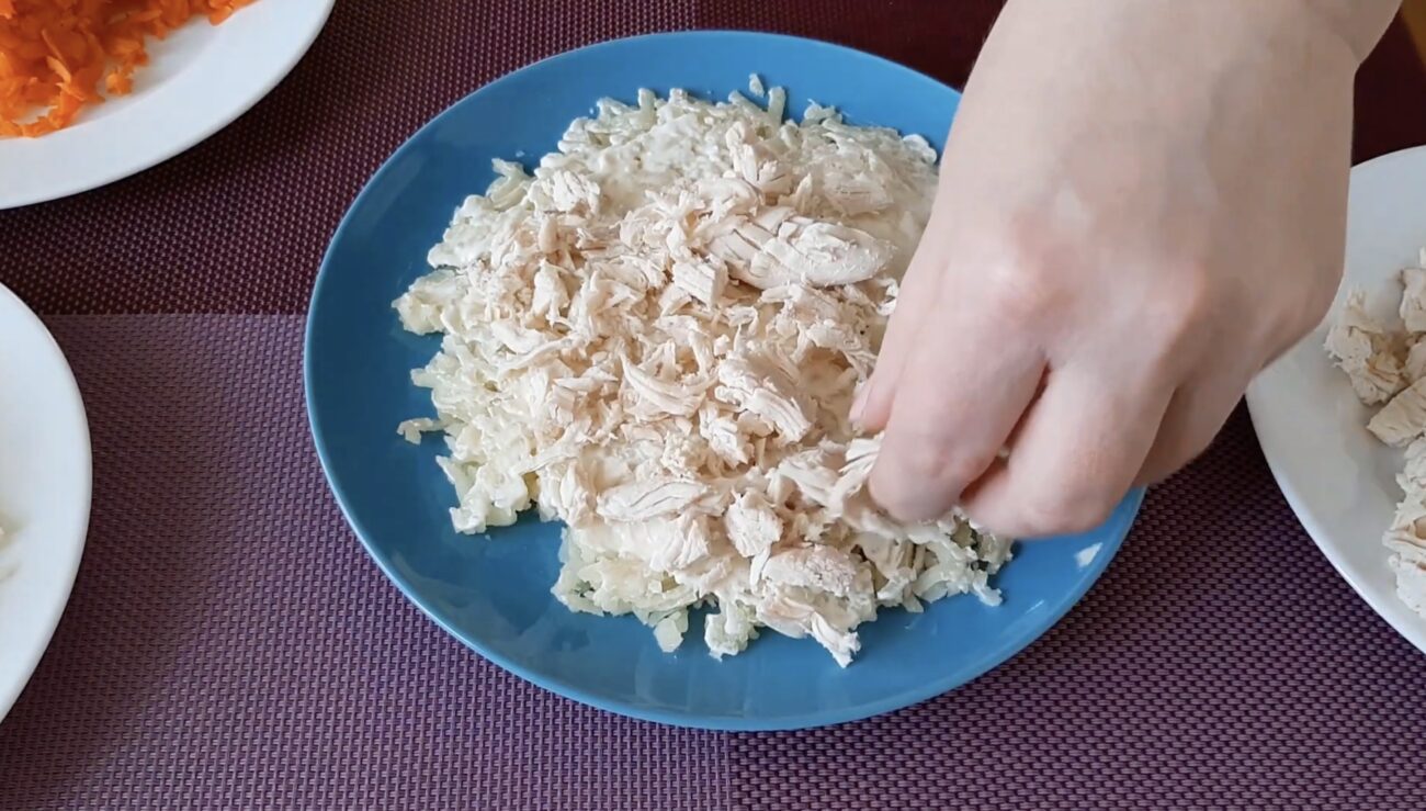 Господині поділилися рецептом салату у формі серця до Дня всіх закоханих