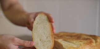 Господині поділилися рецептом хліба на сковорідці