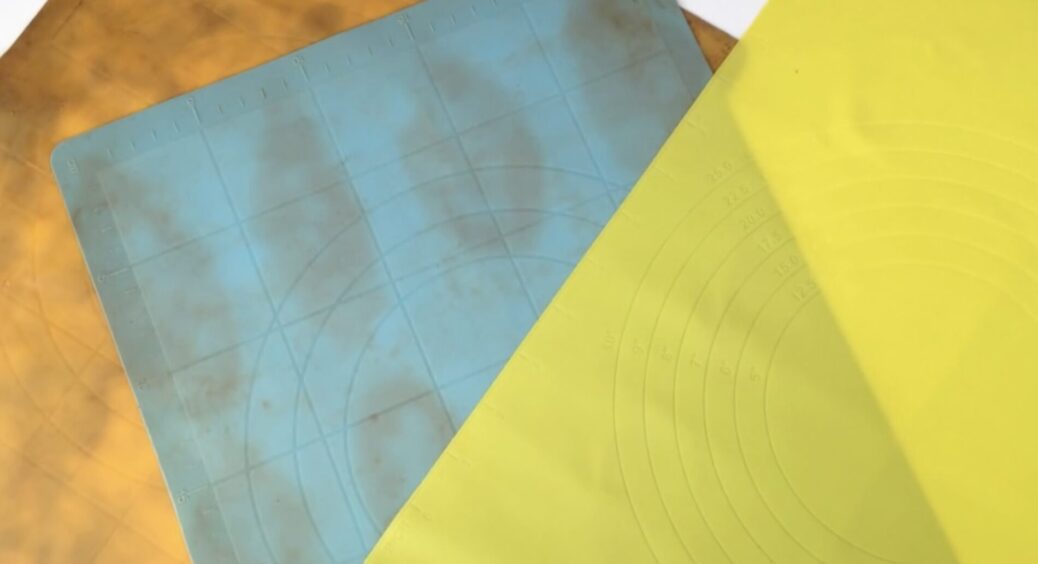 Купила в “Аврорі” силіконові килимки, але використовую не для випічки за призначенням: 1 цікавий трюк 