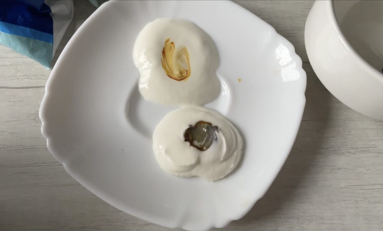 Господині розповіли, як перевірити якість сметани вдома