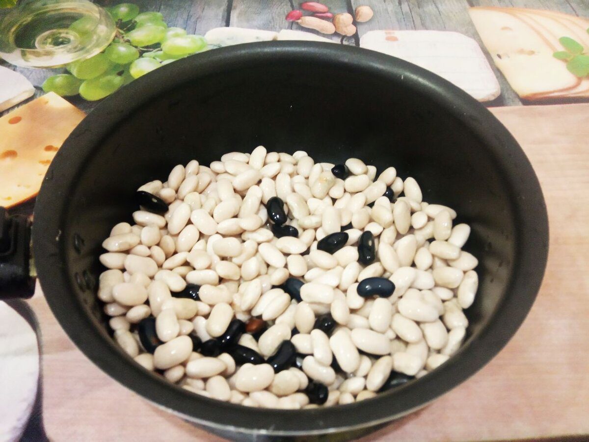 Експерти розповіли, як пришвидшити приготування квасолі за допомогою секретного інгредієнта