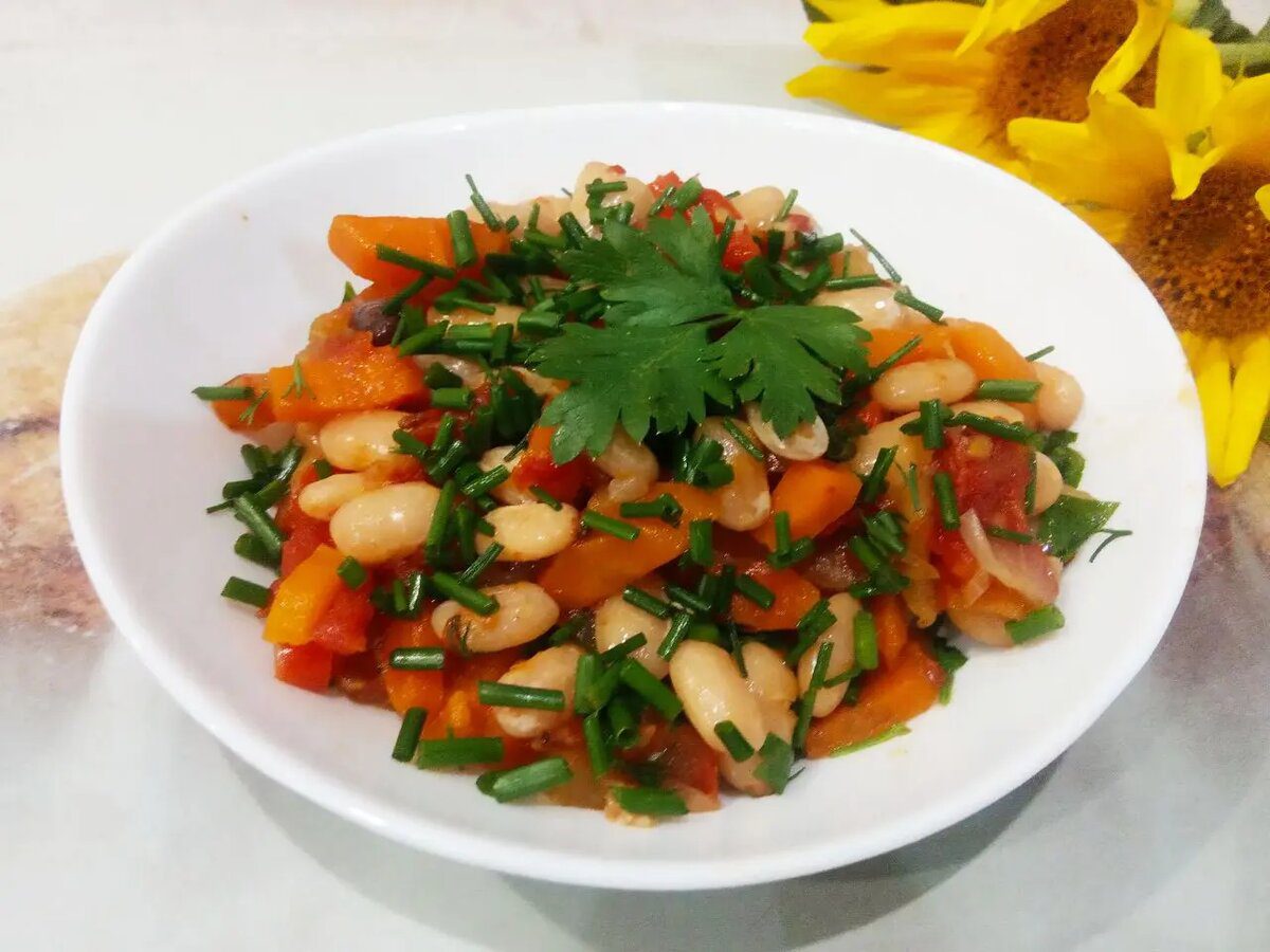 Експерти розповіли, як пришвидшити приготування квасолі за допомогою секретного інгредієнта