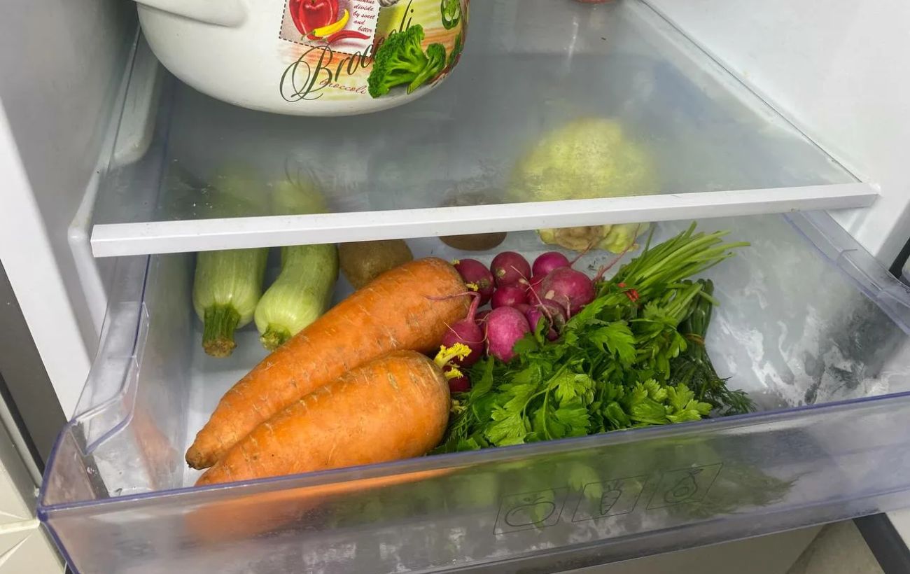 Як зберігати овочі в холодильнику без псування