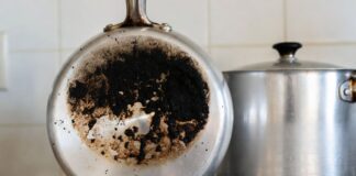 Як очистити старі каструлі від нагару. Фото: Добрі новини