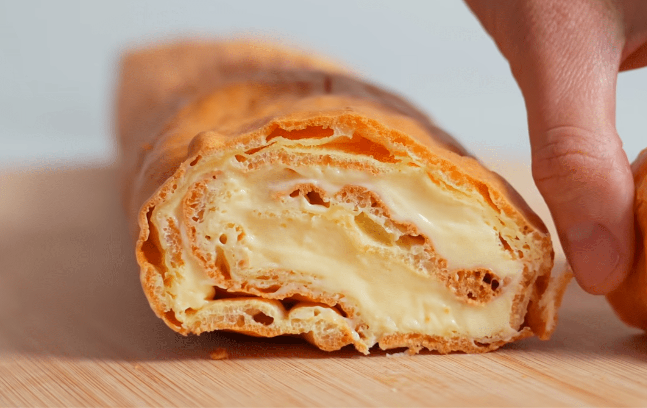 Кондитери поділились рецептом домашніх еклерів