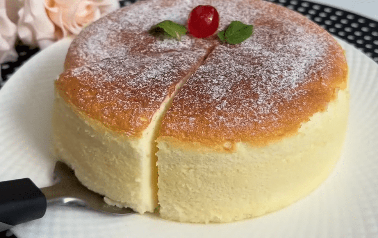 Кондитери розповіли, як швидко приготувати торт без борошна