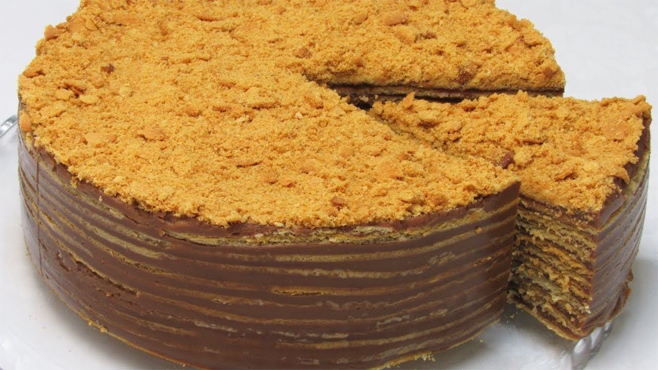 Кулінари розповіли, як приготувати пісний Медівник без яєць та масла