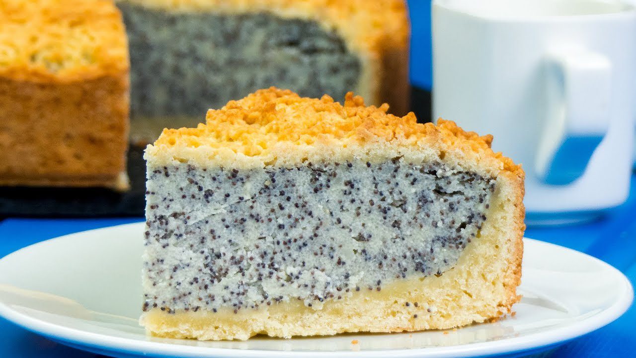 Кулінари розповіли, як приготувати дуже смачний німецький сирник із маком