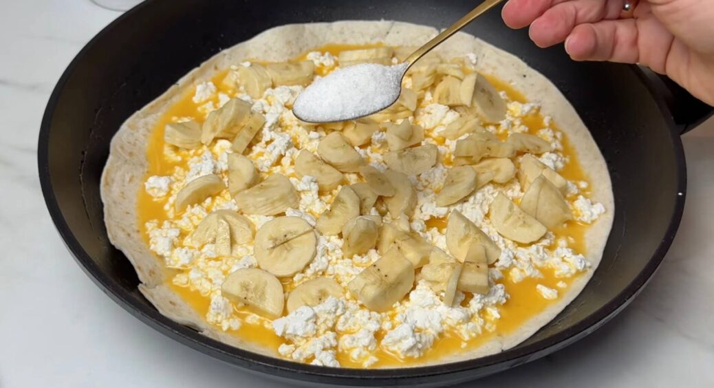 Пиріг із лаваша та 1 банана: поклала все на сковорідку і готово. “Чайний смаколик” готую за 15 хв 