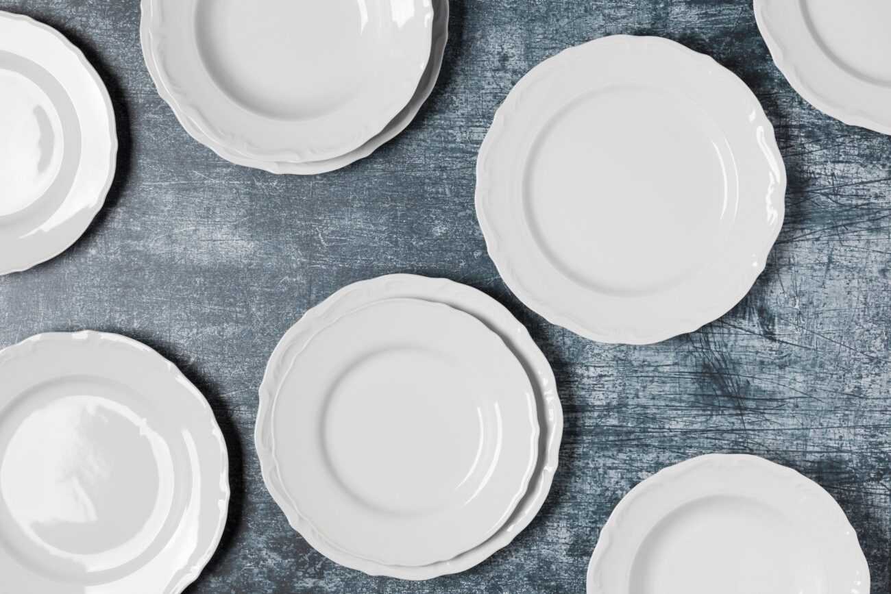 Господині розповіли, навіщо потрібно заморожувати тарілки перед обідом