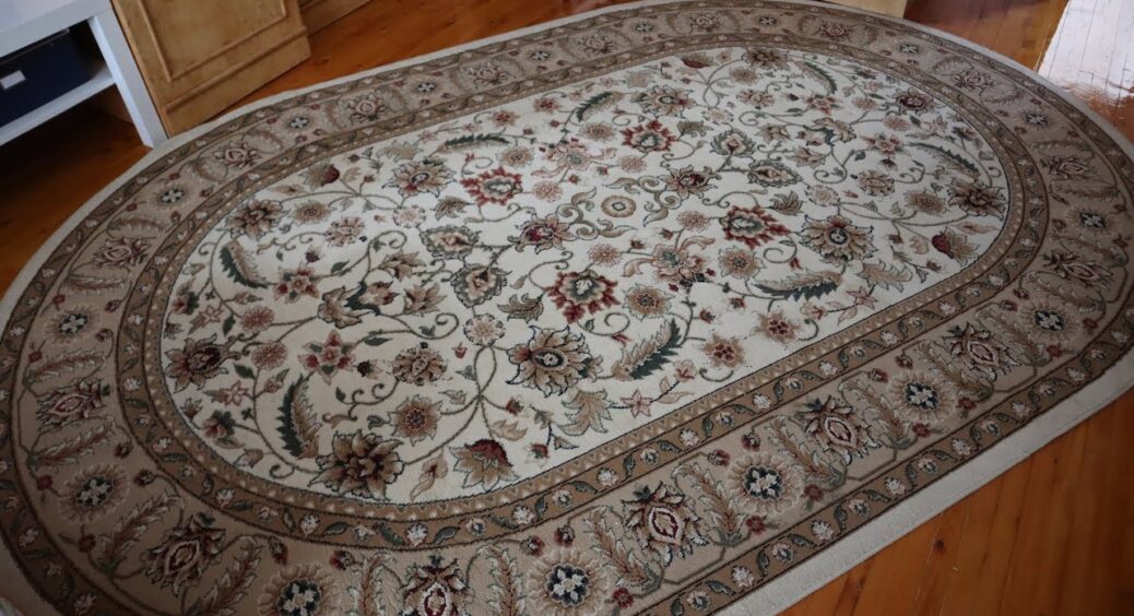 Викинула всю “нахвалену” хімію для килимів: розсипаю рівномірно 3 ложки – ворс підіймається, а кімната пахне 