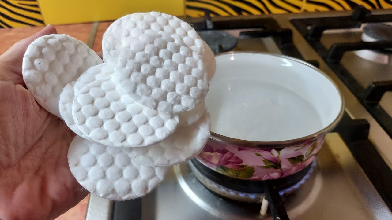 Господині розповіли, як із користю використовувати ватні диски в побуті