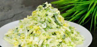 Кулінари поділилися рецептом салату з пекінської капусти та огірка