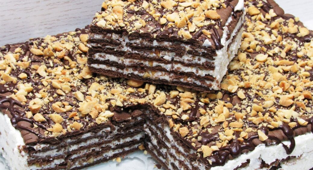 Беру 350 г печива та 1 сирок – і смачний шоколадний торт готовий уже через 5 хв: з’їдається увесь до крихти 