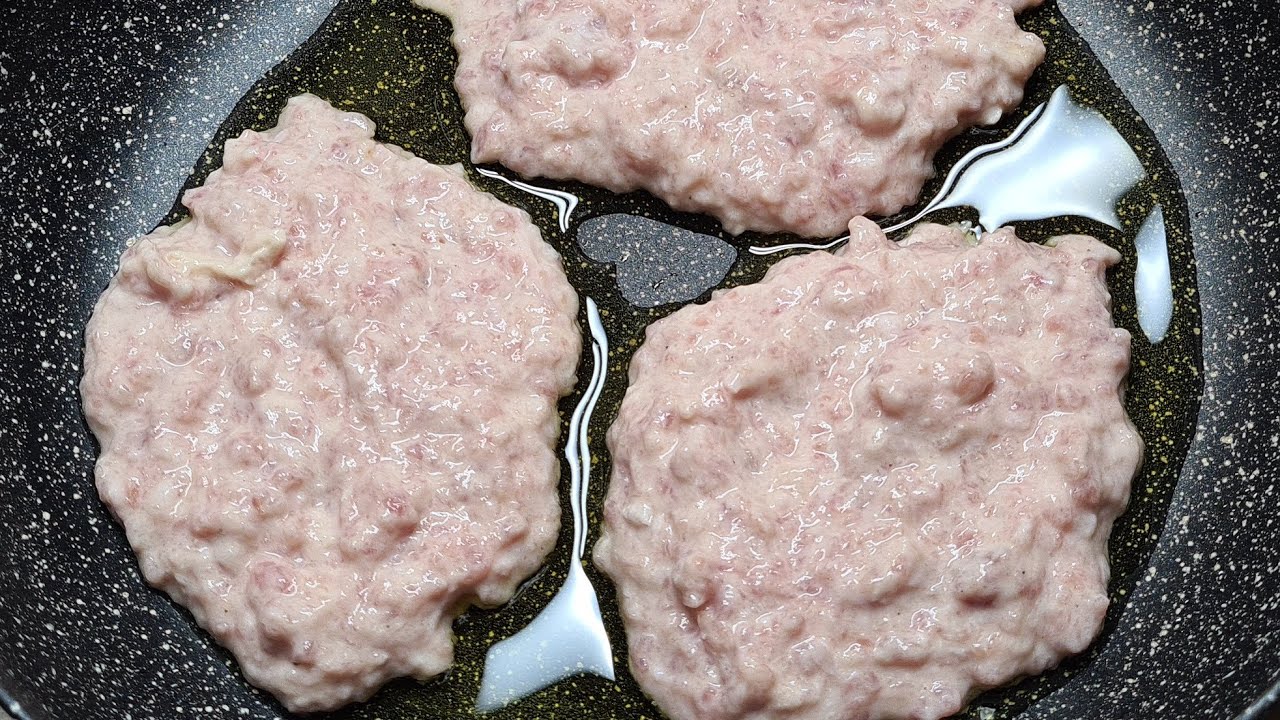 Кулінари розповіли, як приготувати ліниві чебуреки без тіста за 15 хвилин