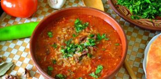 Кулінари поділилися класичним рецептом грузинського харчо