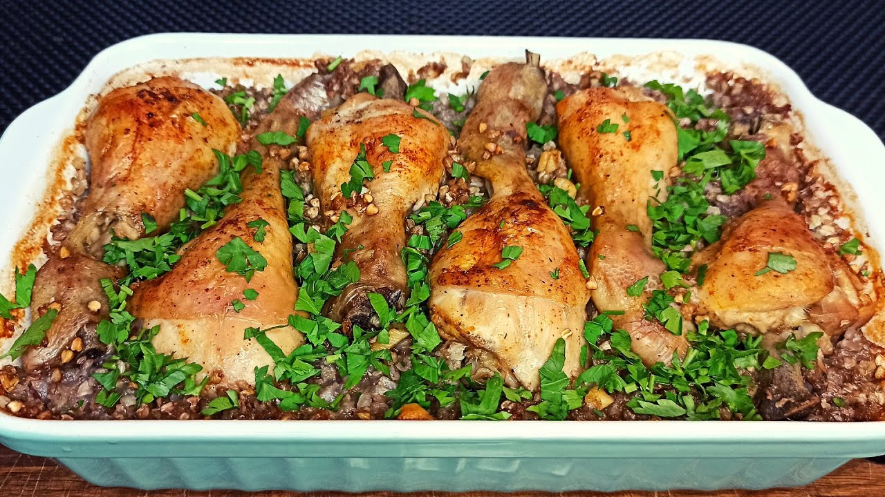 Кулінари поділилися рецептом гречки з куркою та сиром у духовці