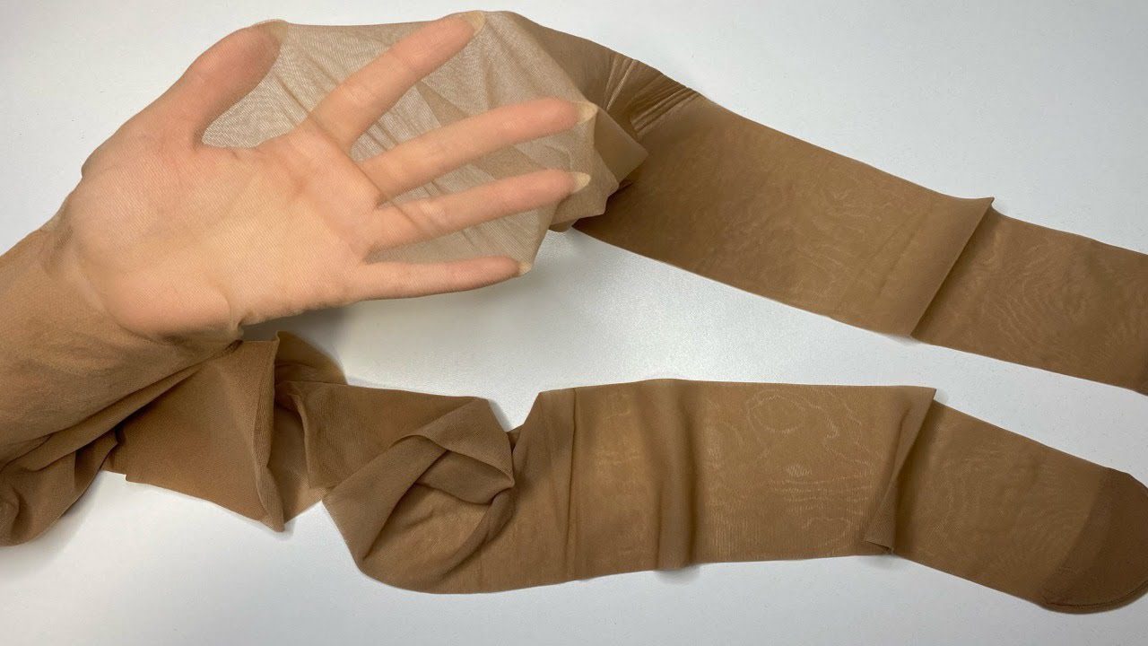 Господині розповіли, як правильно прати капронові колготки у пральній машині