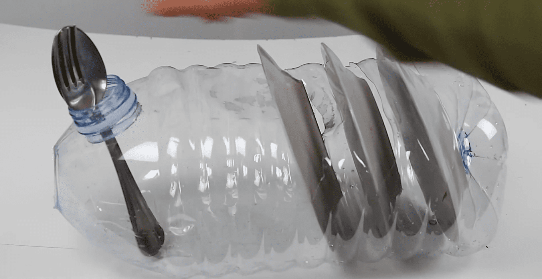 Експерти розповіли, як використати в побуті пластикові баклажки