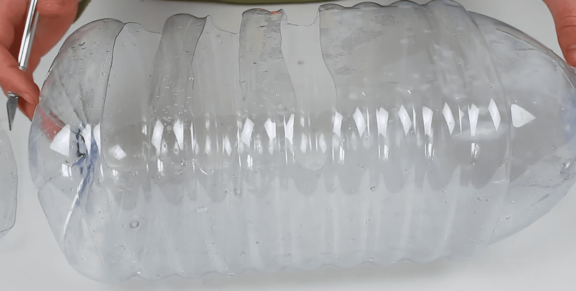 Експерти розповіли, як використати в побуті пластикові баклажки