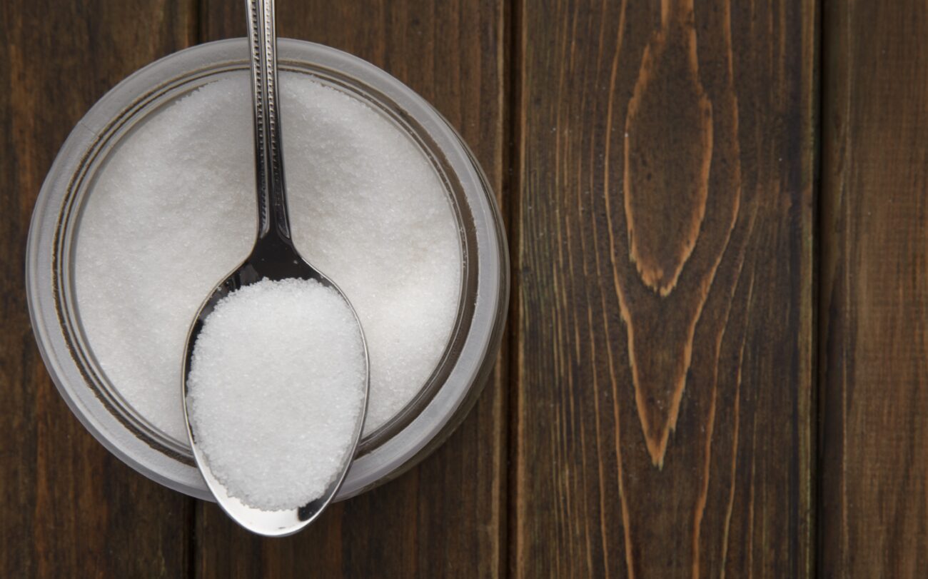 Господині розповіли, навіщо ставити сіль у кожній кімнаті. Фото: Freepik 