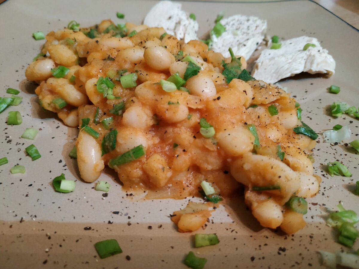 Експерти порадили додати у воду для приготування квасолі секретний продукт для смаку