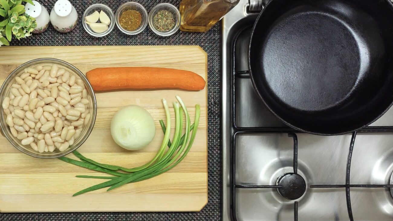 Господині розповіли рецепт смачної пісної намазки на хліб 